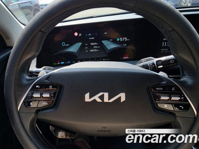 Kia EV6 Air, 2023 13