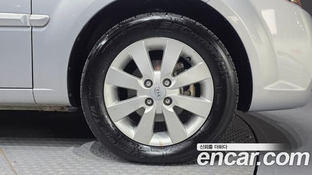 Kia Pride(новый кузов / новое поколение) 4DR 1.6 CVVT SLX, 2011 все фото