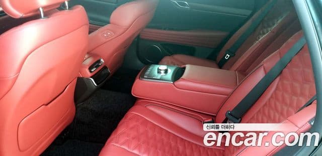 Genesis G80 (RG3) бензин 2.5 турбо AWD, 2025 12