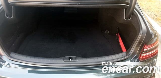 Genesis G80 (RG3) бензин 2.5 турбо AWD, 2025 19