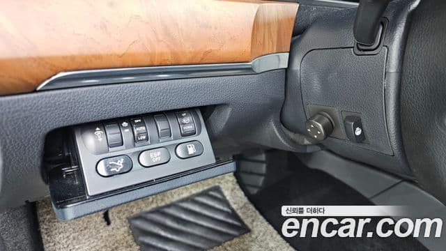 KG모빌리티(SsangYong) 뉴체어맨 W VVIP, 2013 16