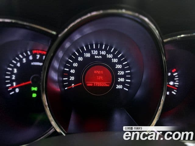 Kia K5 Prestige, 2012 8