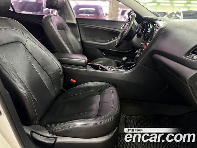 Kia K5 Prestige, 2012 12