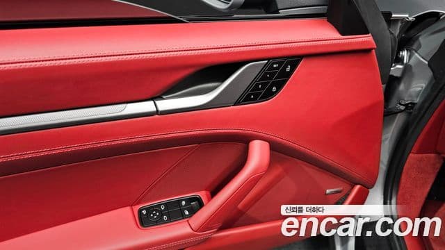 Porsche 911 (992) Carrera 4, 2024 17