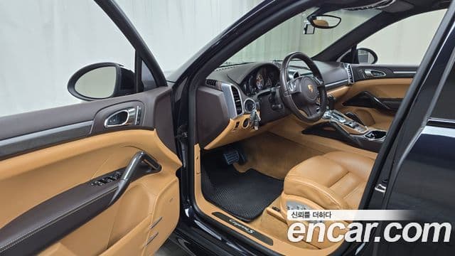 Porsche New Cayenne 958, 2014 10