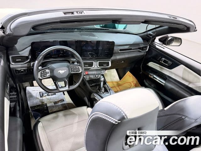 Ford Mustang 7세대 2.3 EcoBoost Premium кабриолет, 2024 4