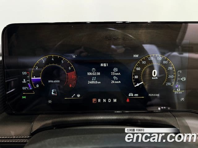 Ford Mustang 7세대 2.3 EcoBoost Premium кабриолет, 2024 все фото