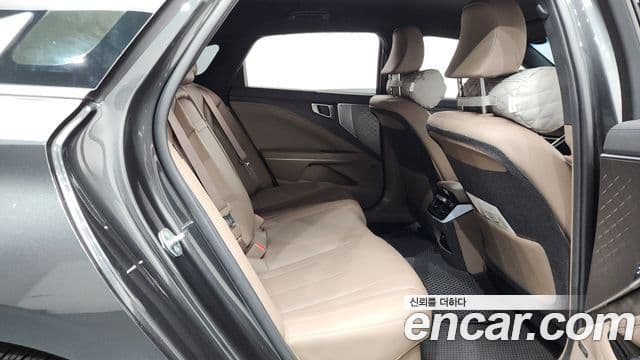 Kia K8 гибрид Noblesse, 2023 12