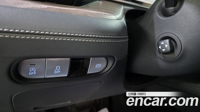 Genesis G90 (RS4) бензин 3.5 турбо AWD, 2022 12