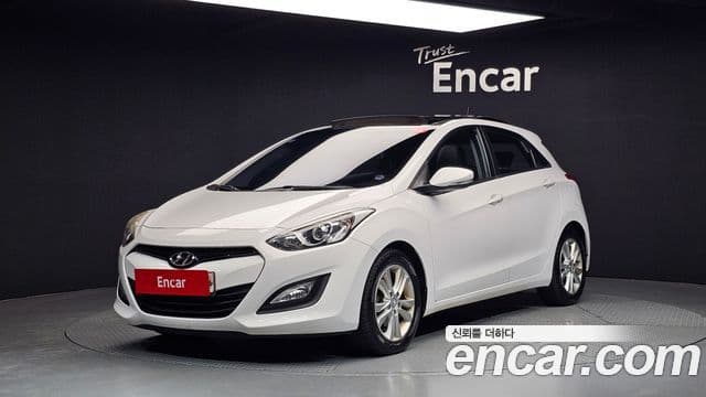 Hyundai i30(новый кузов / новое поколение) дизель 1.6 VGT Unique, 2012 1