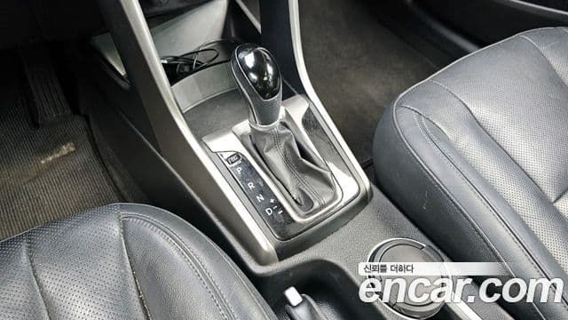 Hyundai i30(новый кузов / новое поколение) дизель 1.6 VGT Unique, 2012 9