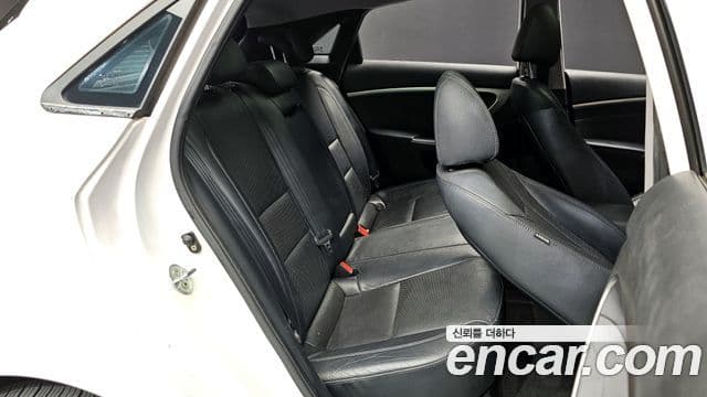 Hyundai i30(новый кузов / новое поколение) дизель 1.6 VGT Unique, 2012 12