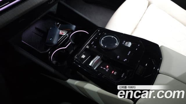 BMW 5시리즈 (G60) 520i M Sport, 2025 9