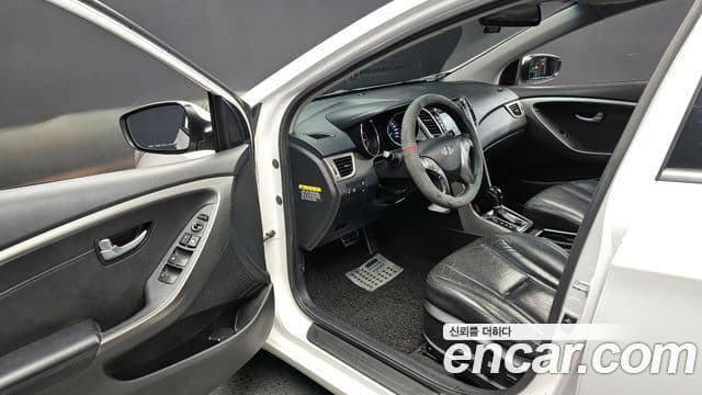 Hyundai i30(новый кузов / новое поколение) 1.6 GDI Extreme, 2012 11