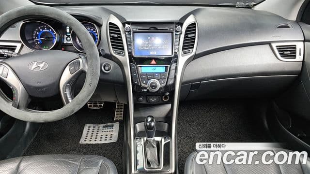Hyundai i30(новый кузов / новое поколение) 1.6 GDI Extreme, 2012 14
