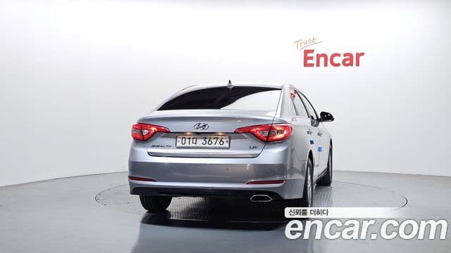 Hyundai LF Sonata Premium, 2015 4