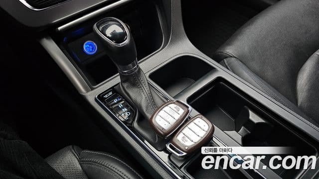 Hyundai LF Sonata Premium, 2015 9