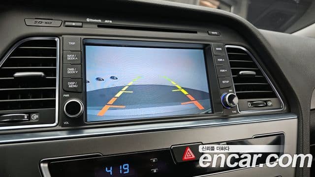 Hyundai LF Sonata Premium, 2015 16