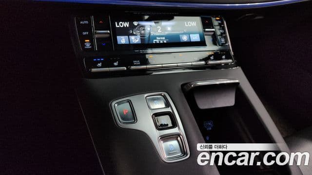 Hyundai The / новый New Grandeur IG Exclusive, 2021 9