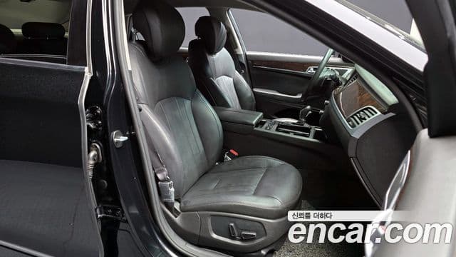 Hyundai Genesis DH Modern, 2016 10