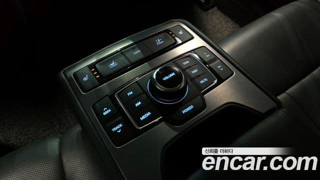 Hyundai Genesis DH Modern, 2016 17