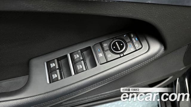 Hyundai Genesis DH Modern, 2016 18