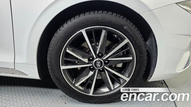 Hyundai The / новый New Grandeur IG Le Blanc, 2023 все фото