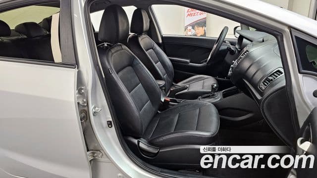 Kia K3 Deluxe, 2015 12