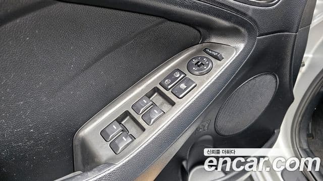 Kia K3 Deluxe, 2015 14