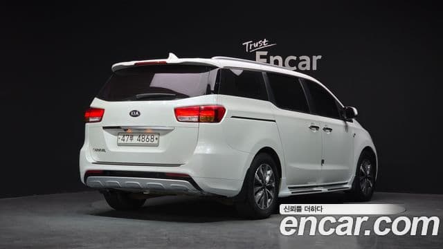 Kia All New Carnival Luxury, 2015 2