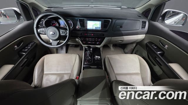 Kia All New Carnival Luxury, 2015 7