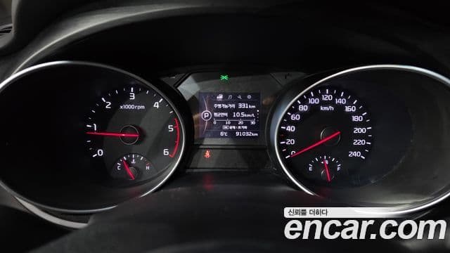 Kia All New Carnival Luxury, 2015 8