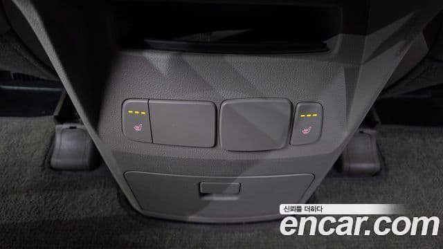 Kia All New Carnival Luxury, 2015 19