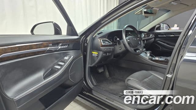 Genesis G90 Premium Luxury, 2019 10