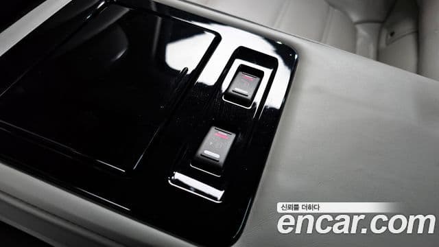 Renault Korea(Samsung) SM6 2.0 LPe RE (для людей с инвалидностью), 2016 18