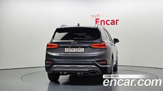 Hyundai Santa Fe TM Exclusive, 2020 4