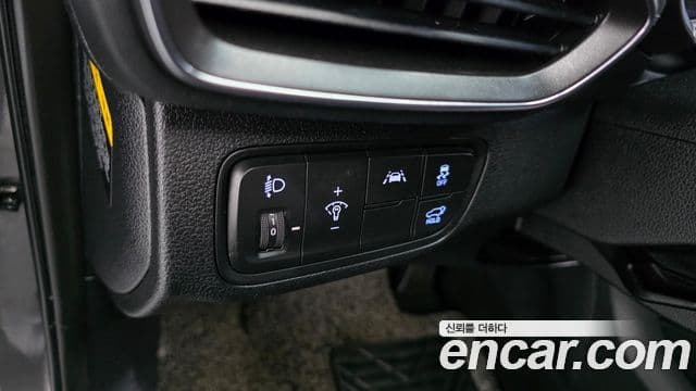 Hyundai Santa Fe TM Exclusive, 2020 17