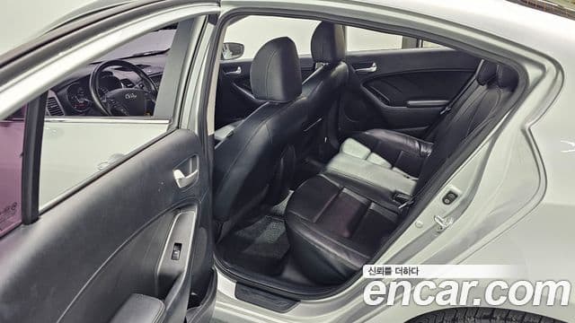 Kia K3 Luxury, 2013 12