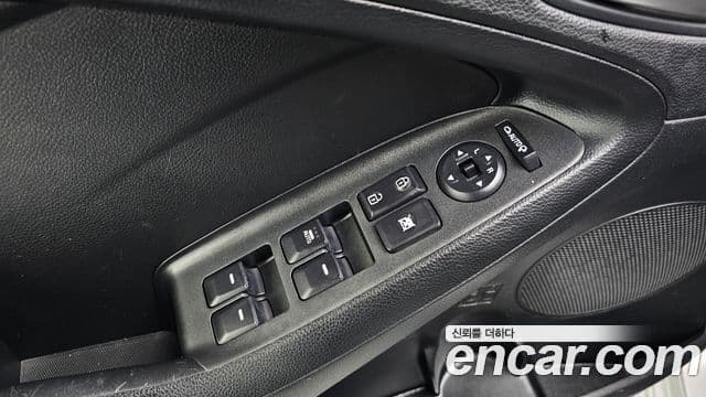 Kia K3 Luxury, 2013 19