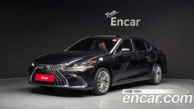 Lexus ES300h 7세대 Executive, 2025 1