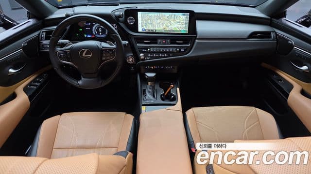 Lexus ES300h 7세대 Executive, 2025 7