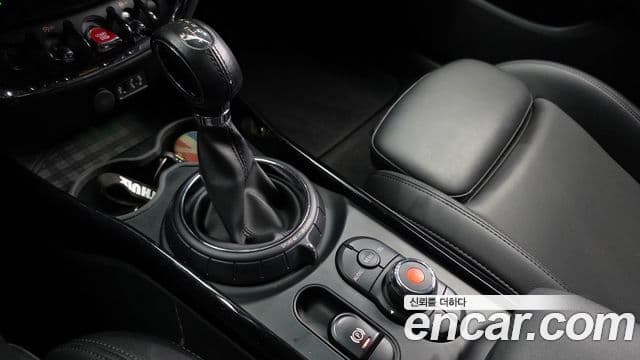 Mini Cooper D 클럽맨 2세대, 2016 9