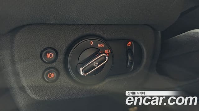 Mini Cooper D 클럽맨 2세대, 2016 17