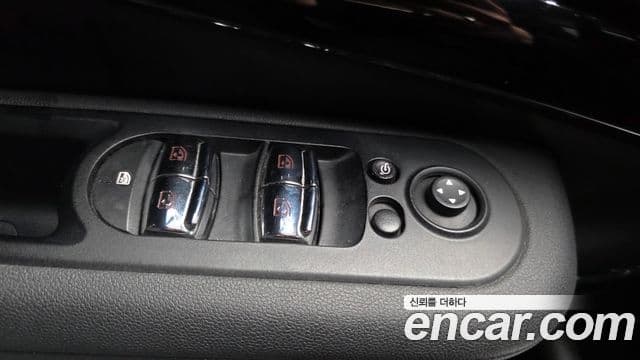 Mini Cooper D 클럽맨 2세대, 2016 18