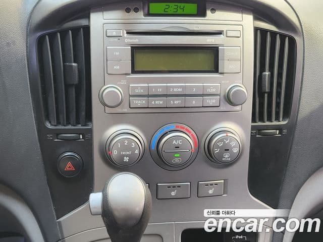 Hyundai Grand Starex CVX Luxury, 2015 14