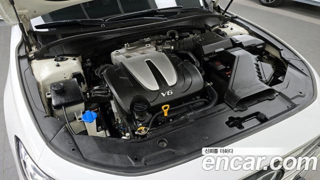 Hyundai Grandeur IG 3.0 LPi Exclusive (арендный автомобиль), 2018 6