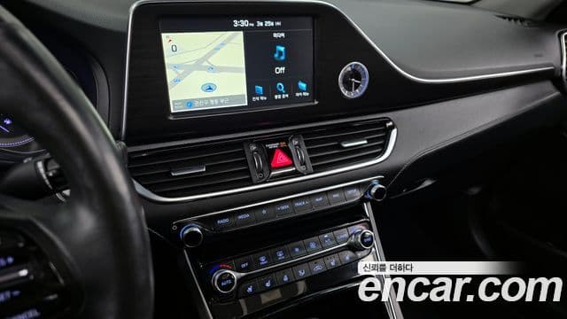 Hyundai Grandeur IG 3.0 LPi Exclusive (арендный автомобиль), 2018 14