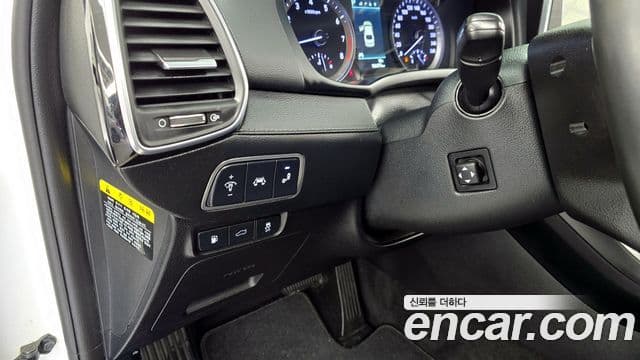 Hyundai Grandeur IG 3.0 LPi Exclusive (арендный автомобиль), 2018 16