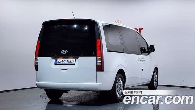 Hyundai Staria Modern, 2025 2
