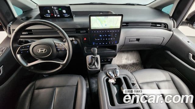 Hyundai Staria Modern, 2025 7